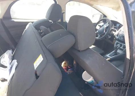 2013 Ford Focus Se z USA, uszkodzony, nr VIN 1FADP3F26DL276202